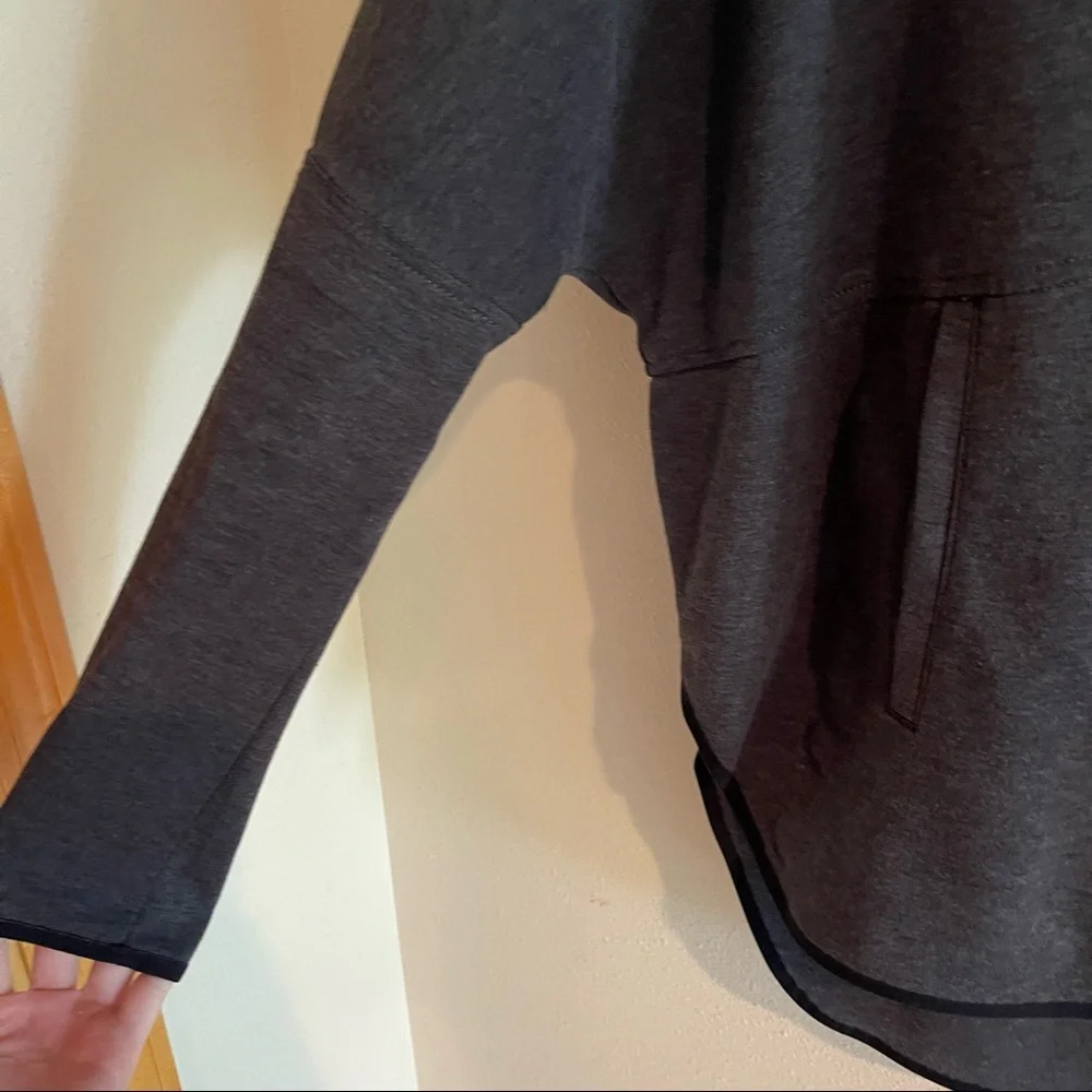 The North Face Grey Turtleneck Sweatshirt - Picture 9 of 10